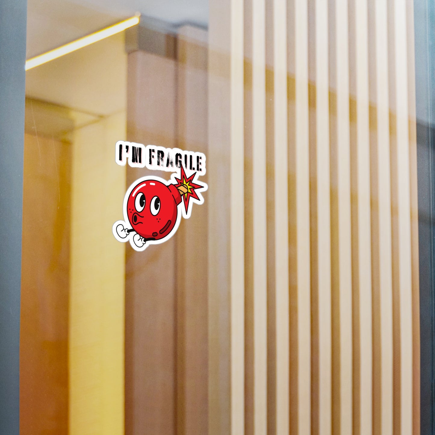 I'm Fragile- Kiss-Cut Vinyl Decal